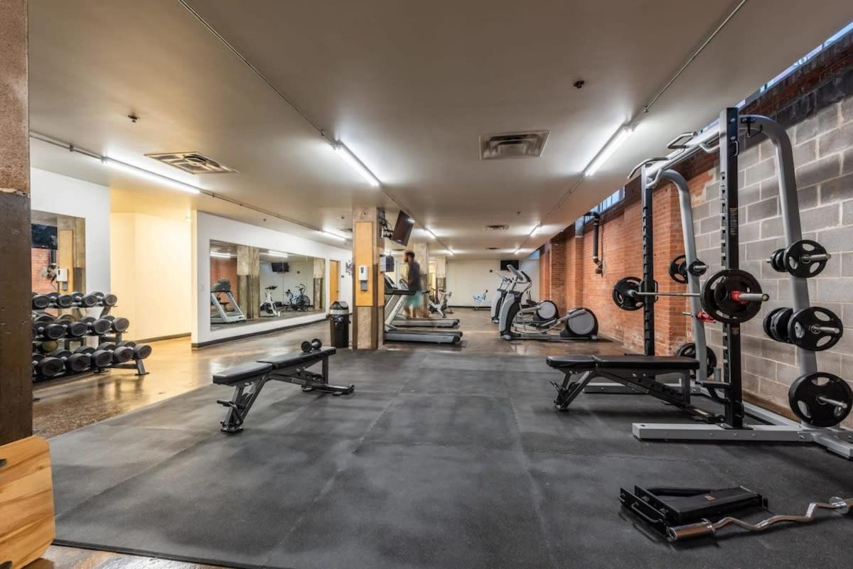 2Br 2Ba Spacious Historic Loft With Gym By Envitae Kansas City Buitenkant foto