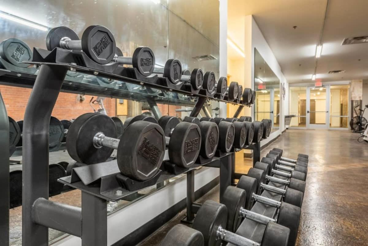 2Br 2Ba Spacious Historic Loft With Gym By Envitae Kansas City Buitenkant foto