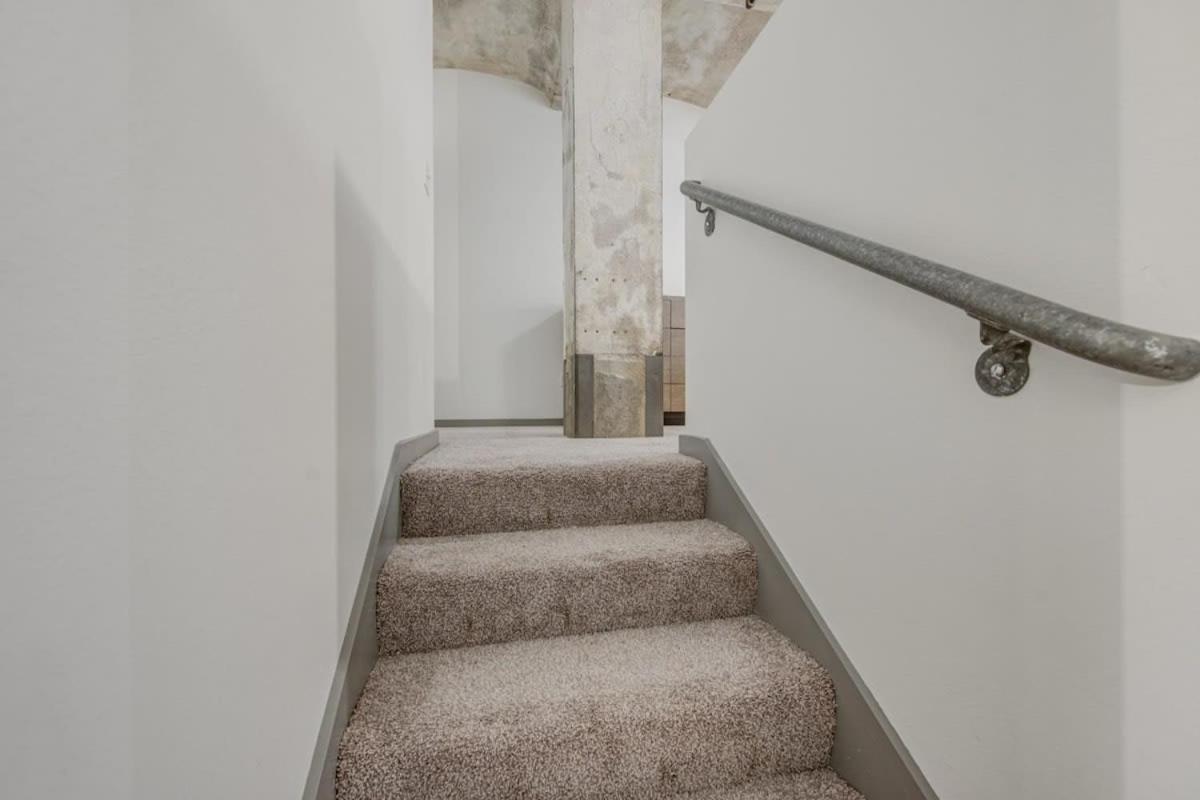 2Br 2Ba Spacious Historic Loft With Gym By Envitae Kansas City Buitenkant foto